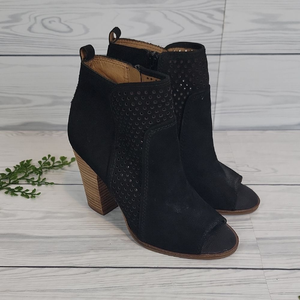 Lucky Brand Lakmeh Black Peep-Toe Ankle Boots Suede Womens Size 10M